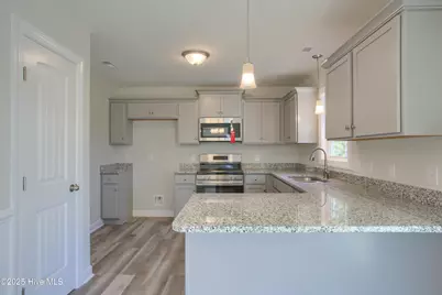 713 Jasmine Lane, Jacksonville, NC 28546 - Photo 17