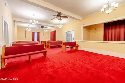116 S Pine Street, Elizabethtown, NC 28337 - Photo 13