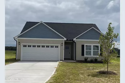 112 Chester Place, Pikeville, NC 27863 - Photo 1