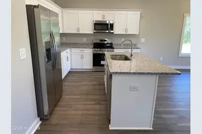 112 Chester Place, Pikeville, NC 27863 - Photo 5
