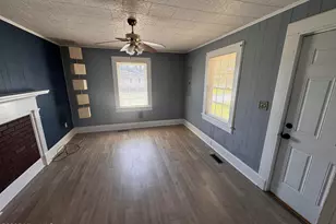 107 S McCaskey Rd, Williamston, NC 27892 - Photo 5