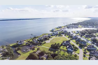 5217 Driftwood Lane, Morehead City, NC 28557 - Photo 9