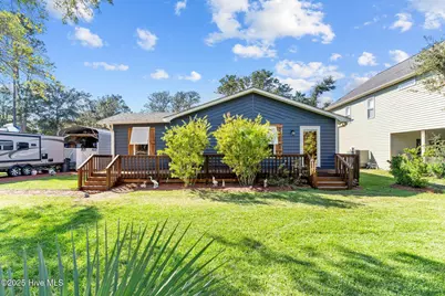 211 NE 55th Street, Oak Island, NC 28465 - Photo 3