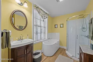 215 Pollock St, New Bern, NC 28560 - Photo 49