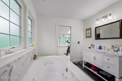 215 Pollock Street, New Bern, NC 28560 - Photo 89