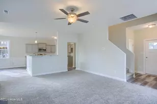 719 Jasmine Ln, Jacksonville, NC 28546 - Photo 7