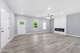 2612 Fountaintown Rd, Chinquapin, NC 28521 - Photo 9