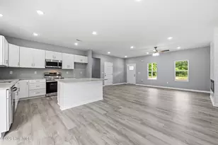 2612 Fountaintown Rd, Chinquapin, NC 28521 - Photo 13