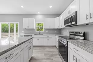 2612 Fountaintown Rd, Chinquapin, NC 28521 - Photo 21