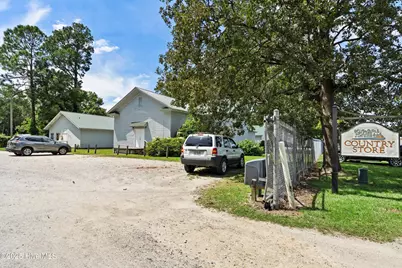 103 Top Tobacco Road, Lake Waccamaw, NC 28450 - Photo 13