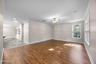 114 Lands End Ct, Hampstead, NC 28443 - Photo 9