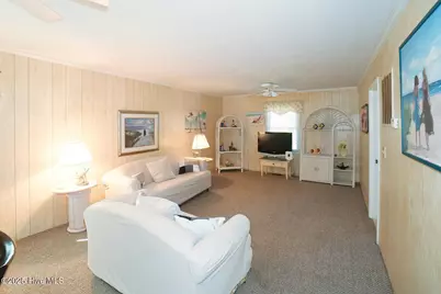 109 SE 79th Street, Oak Island, NC 28465 - Photo 5