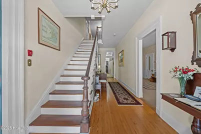 215 Pollock Street, New Bern, NC 28560 - Photo 13