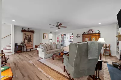 215 Pollock Street, New Bern, NC 28560 - Photo 73