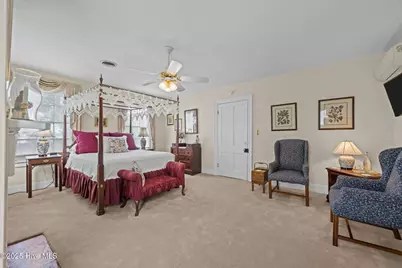 215 Pollock Street, New Bern, NC 28560 - Photo 35