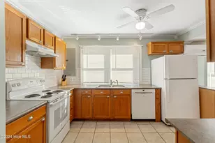 806 S 16th St, Wilmington, NC 28401 - Photo 7
