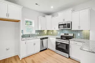 544 Burgundy Dr, Southern Pines, NC 28387 - Photo 11