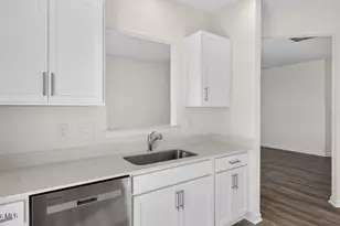 147 Starlight St, Sanford, NC 27330 - Photo 5