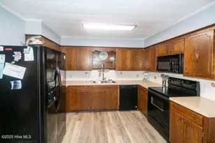 137 NW 9th St, Oak Island, NC 28465 - Photo 15