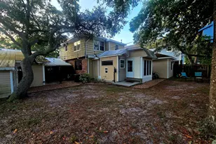 137 NW 9th St, Oak Island, NC 28465 - Photo 31