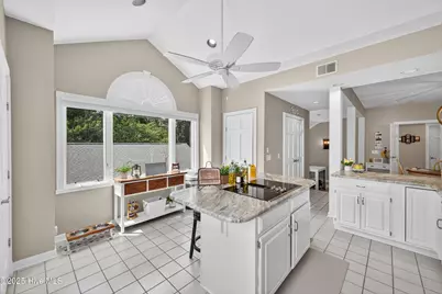 1714 Deerfield Drive SW #Apt 6, Ocean Isle Beach, NC 28469 - Photo 25