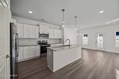 2001 Newbury Way #D, Greenville, NC 27834 - Photo 3