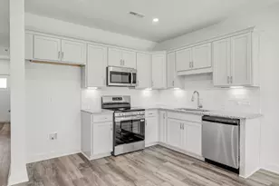 247 Townhome Ln, Southern Pines, NC 28387 - Photo 11