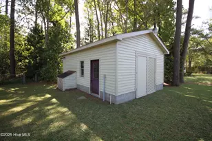 3707 Country Club Rd, Morehead City, NC 28557 - Photo 25