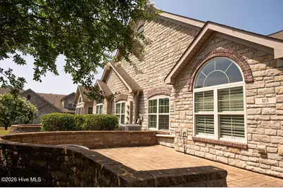 123 W Chelsea Court, Southern Pines, NC 28387 - Photo 3