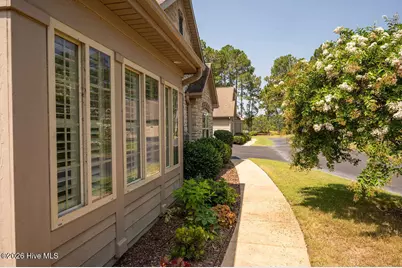 123 W Chelsea Court, Southern Pines, NC 28387 - Photo 9