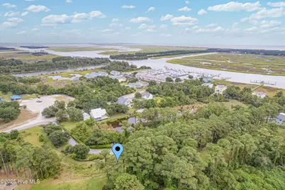 4042 Barnes Bluff Drive SE, Southport, NC 28461 - Photo 7