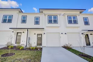 249 Townhome Ln, Southern Pines, NC 28387 - Photo 3