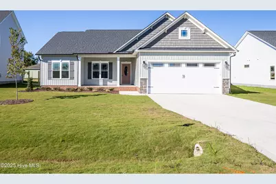 103 Sunny Acres Lane, Clinton, NC 28328 - Photo 1