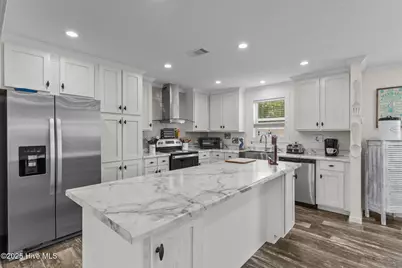 2192 W Tanglewood Drive SW, Supply, NC 28462 - Photo 9