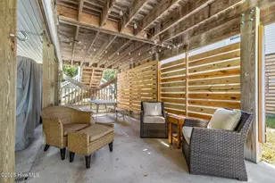 106 SE 44th St, Oak Island, NC 28465 - Photo 5
