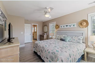 106 SE 44th Street, Oak Island, NC 28465 - Photo 29