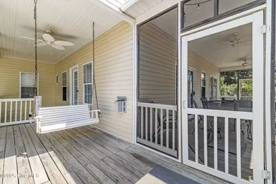 106 SE 44th Street, Oak Island, NC 28465 - Photo 7