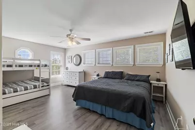 106 SE 44th Street, Oak Island, NC 28465 - Photo 31