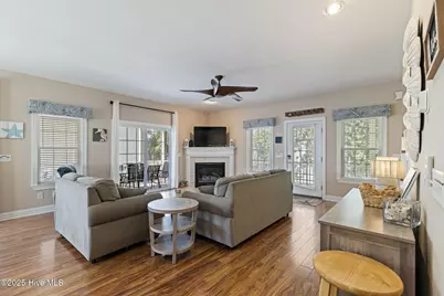 106 SE 44th Street, Oak Island, NC 28465 - Photo 9