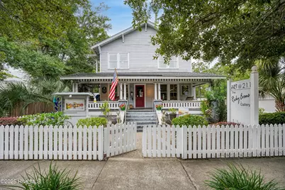 211 N Howe Street, Southport, NC 28461 - Photo 11