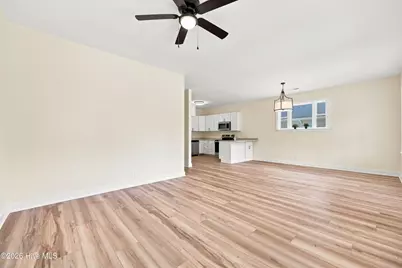 227 Hammond Street, Winterville, NC 28590 - Photo 5
