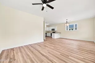 227 Hammond St, Winterville, NC 28590 - Photo 5
