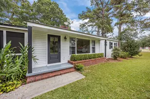 105 W Lakeview Dr, Trenton, NC 28585 - Photo 47