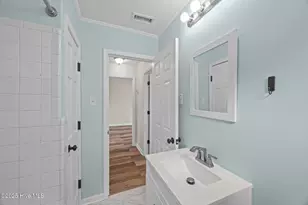 105 W Lakeview Dr, Trenton, NC 28585 - Photo 13