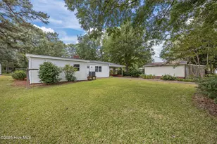 105 W Lakeview Dr, Trenton, NC 28585 - Photo 37
