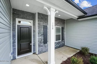 108 Brighton Street, La Grange, NC 28551 - Photo 5