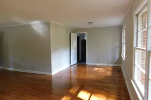 1303 Franklin Ave, Laurinburg, NC 28352 - Photo 5
