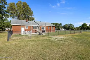 477 Harkers Island Rd, Beaufort, NC 28516 - Photo 35