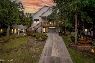 104 SW 30th St, Oak Island, NC 28465 - Photo 3