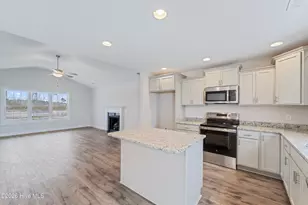 121 Sanctuary St, Jacksonville, NC 28546 - Photo 13